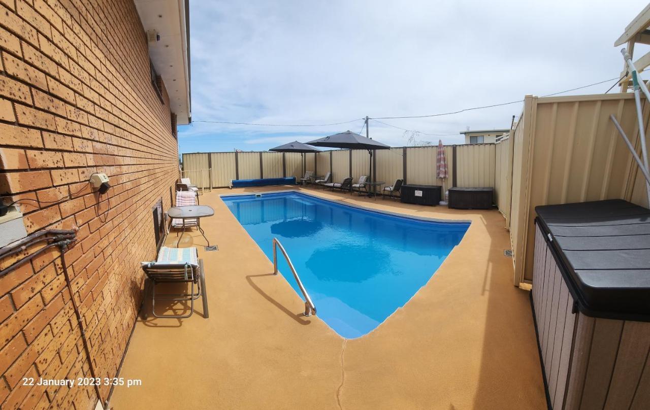 Traplins Accomodation Lakes Entrance Exterior foto